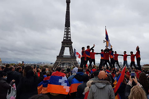 Франция готова признать Нагорный Карабах раньше, чем Армения